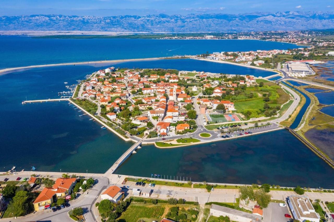 Apartments With A Parking Space Nin, Zadar - 19555 ภายนอก รูปภาพ