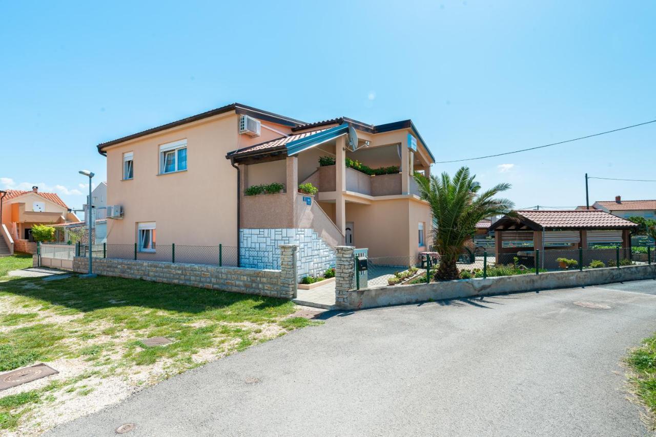Apartments With A Parking Space Nin, Zadar - 19555 ภายนอก รูปภาพ